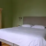 Chateau D'aubry Hotell