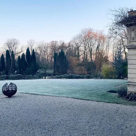 奥布里城堡酒店 奥布里