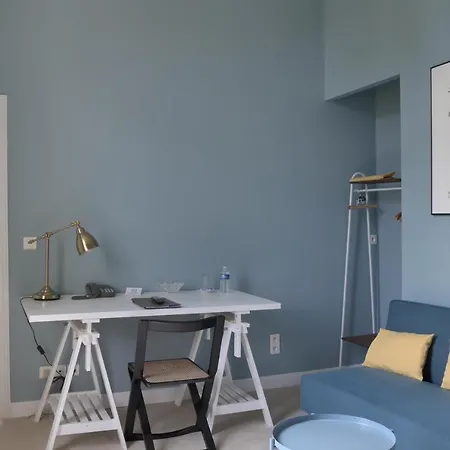 Chateau D'aubry Hotel