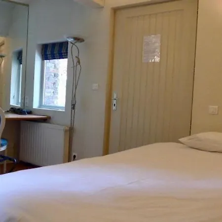 Chateau D'aubry 3* أوبري