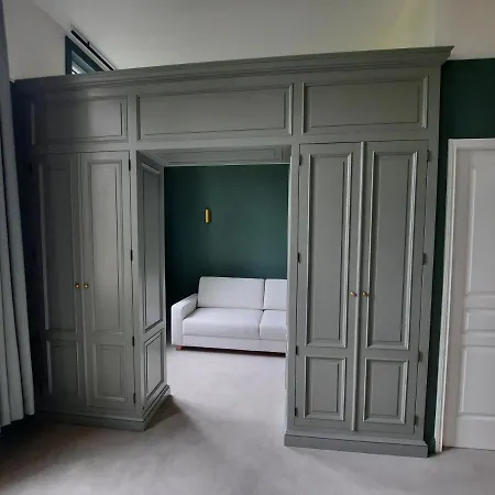 Chateau D'aubry Hotell