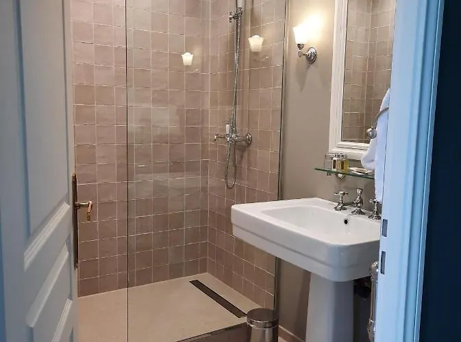 Hotel Chateau D'aubry 3*